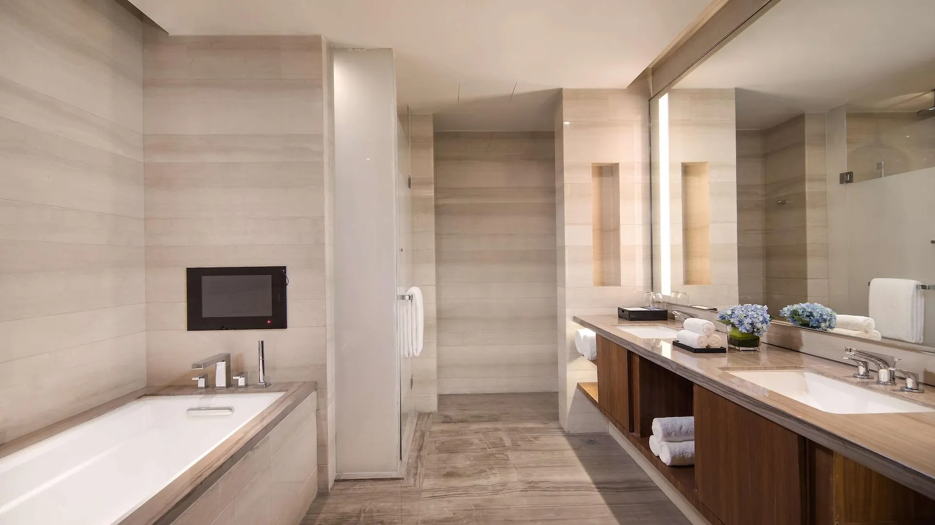 *****  Radisson Blu Zhengzhou Huiji Ξενοδοχείο Κίνα